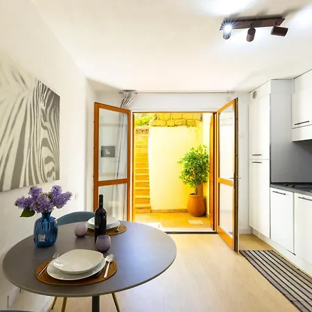 Bados Apts Апартаменти Ольбія