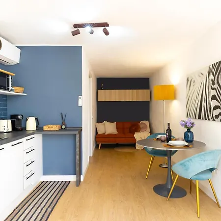 Bados Apts Апартаменти *