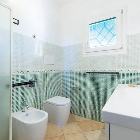 Апартаменти Bados Apts Ольбія