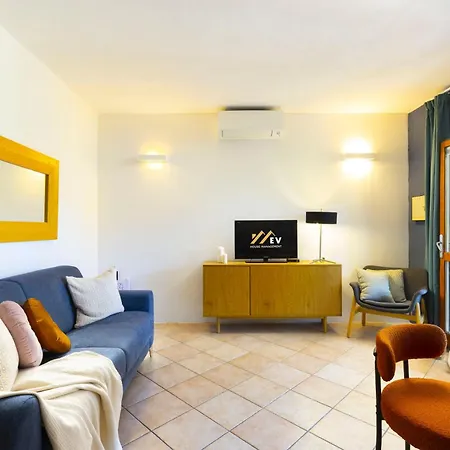 Bados Apts Апартаменти Ольбія